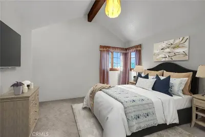 2572 Sunset Dr, Riverside, CA 92506