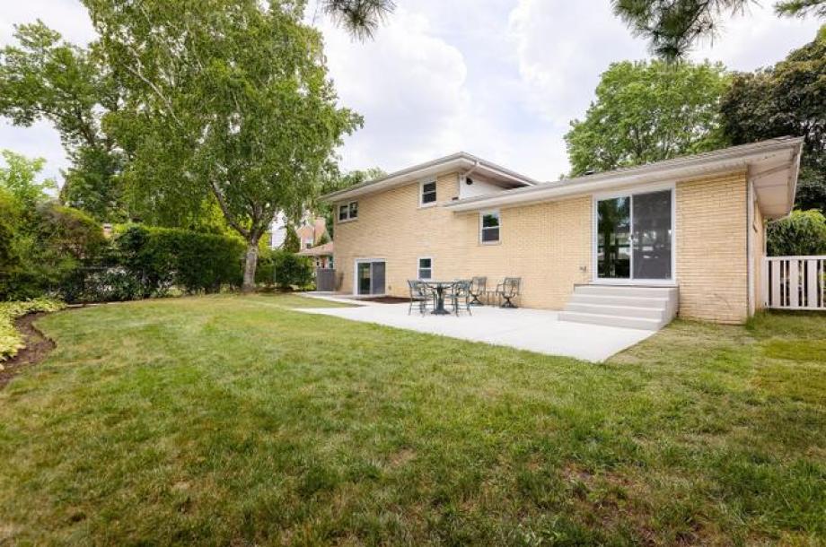5028 Coyle Ave-26