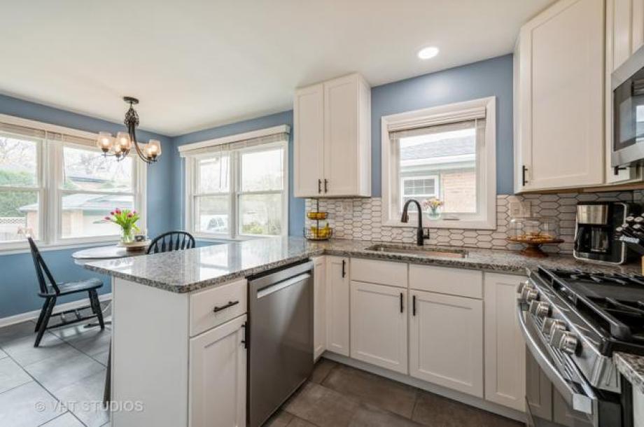 6814 N Dowagiac Ave-6