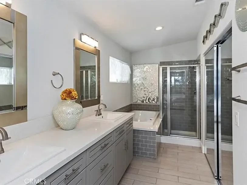 6128 Hawarden Dr-31