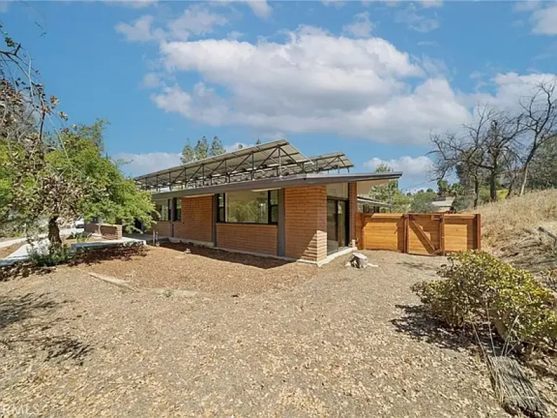 15495 Washington St-45